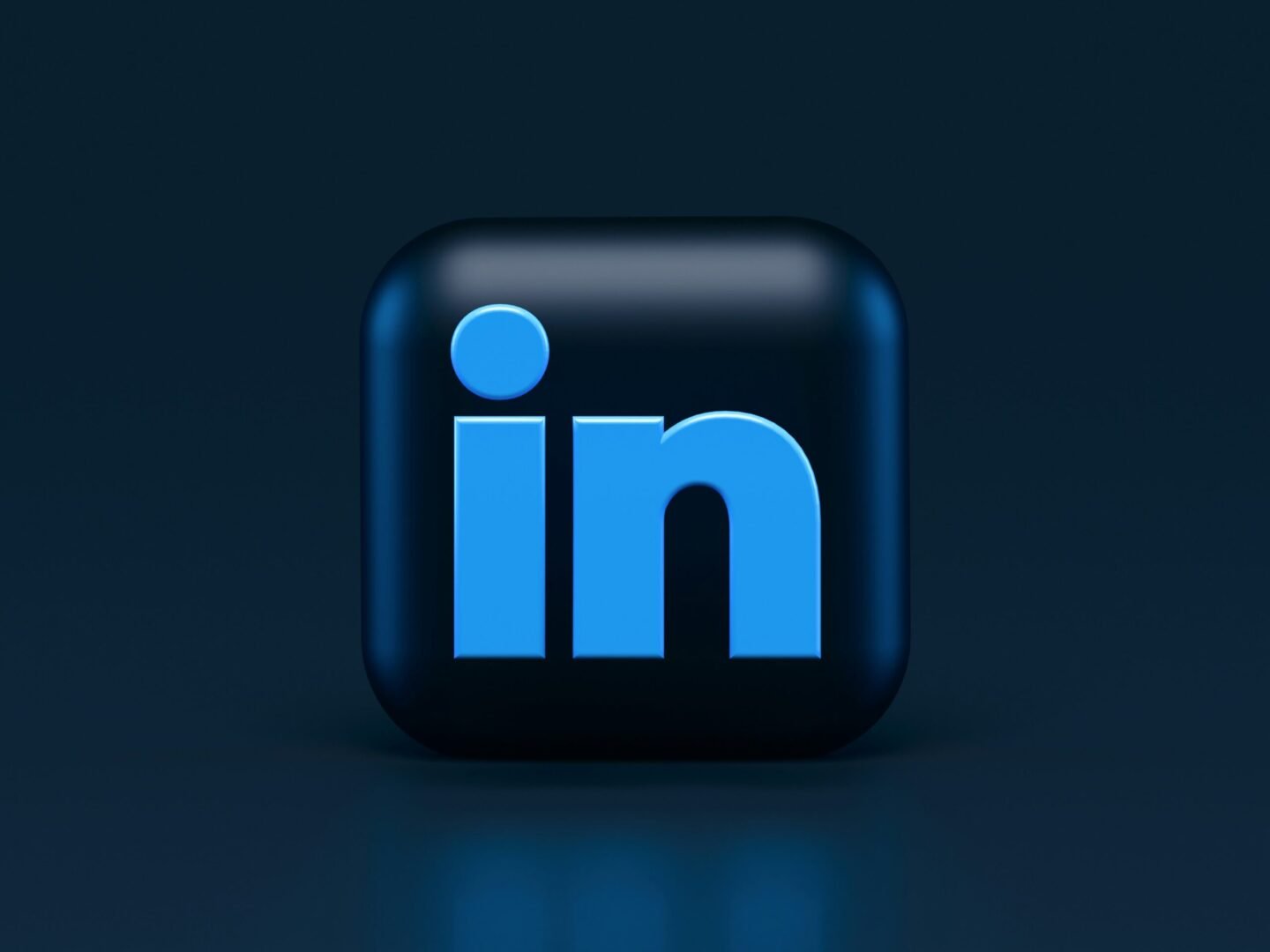 Como montar um perfil poderoso e atrair oportunidades no LinkedIn